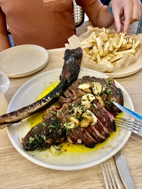 Fauna Restaurant & Bar