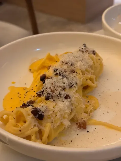 Fauna Restaurant & Bar