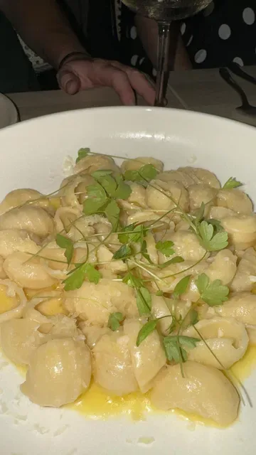 Fauna Restaurant & Bar