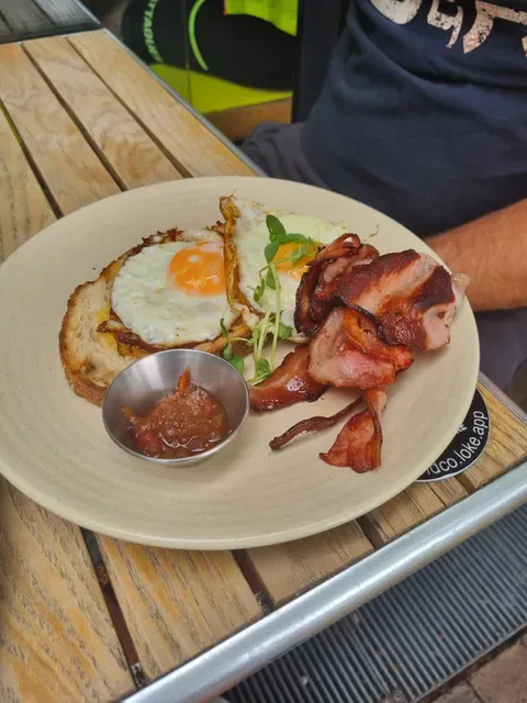 Finn & Co Cafe Springwood