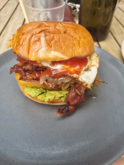 Finn & Co Cafe Springwood