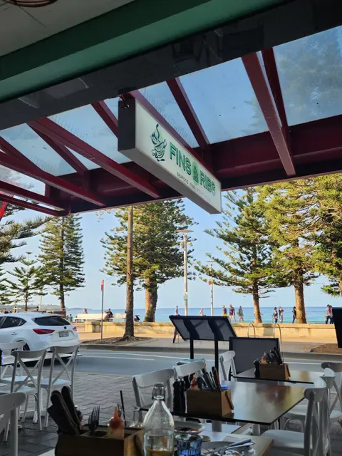 Fins & Ribs Manly