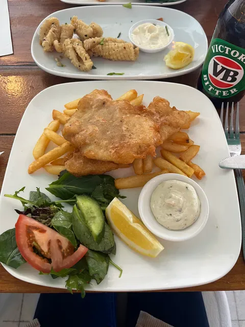 Fins & Ribs Manly