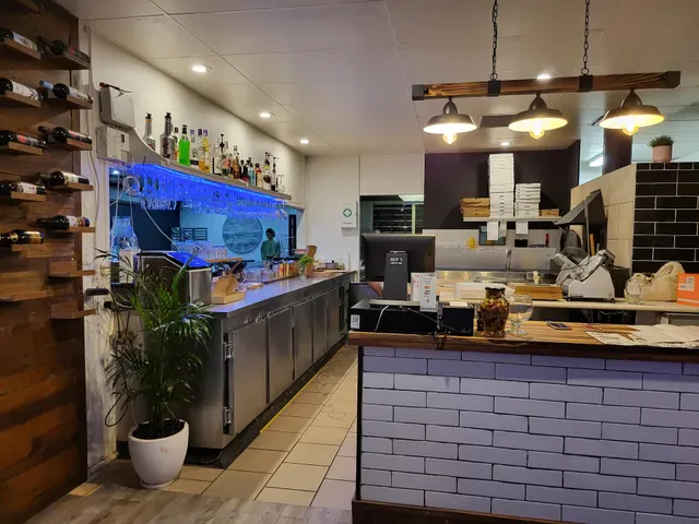 Fontina Woodfire Pizzeria