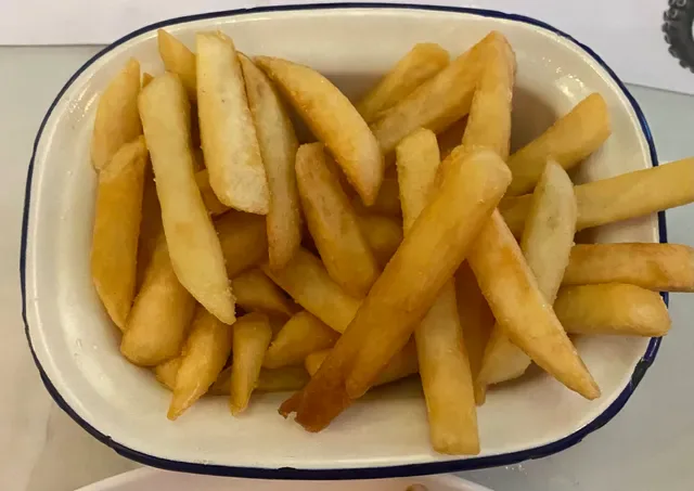 Fourth Fish Cafe & Restaurant