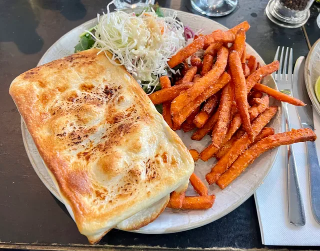 Fourth Fish Rozelle