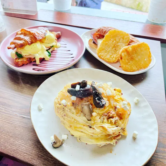 Kana Sushi East Ryde & Fox and Bird Cafe