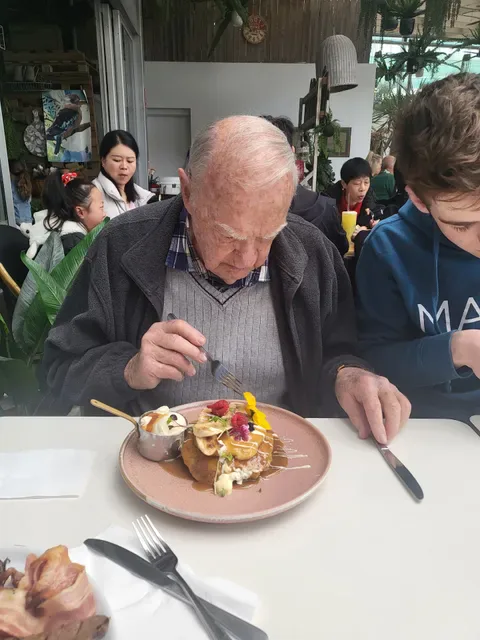 Frankie's Food Factory Glenhaven