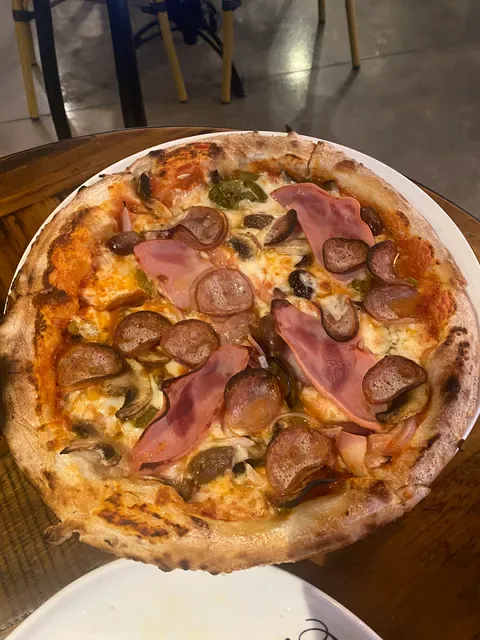 Frank's Pizza Bar Restaurant