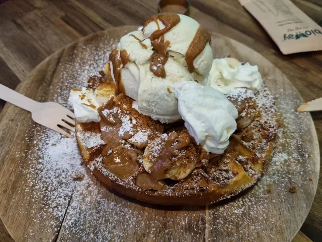 Fresko Gelato & Waffle House