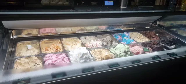 Fresko Gelato & Waffle House