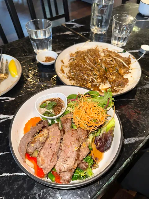 Fullmoon Thai Erskineville