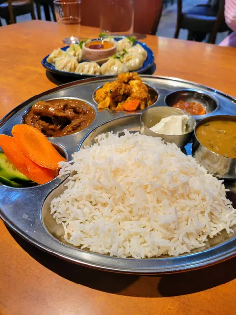 Da vatti Nepalese Restaurant