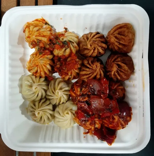 Da vatti Nepalese Restaurant