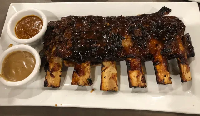 GAGE Dining & Co. (Riverwood hotel bistro)