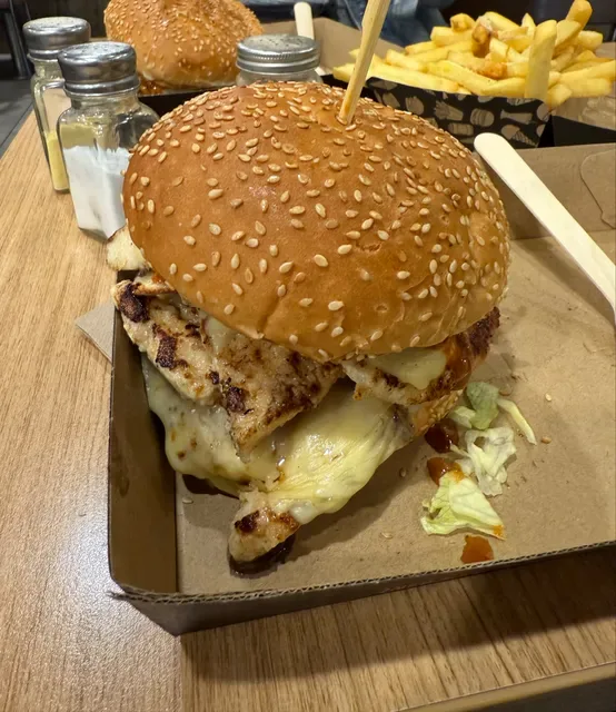 Galinha Burger Narellan