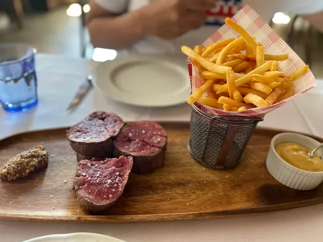 Gavroche Brasserie