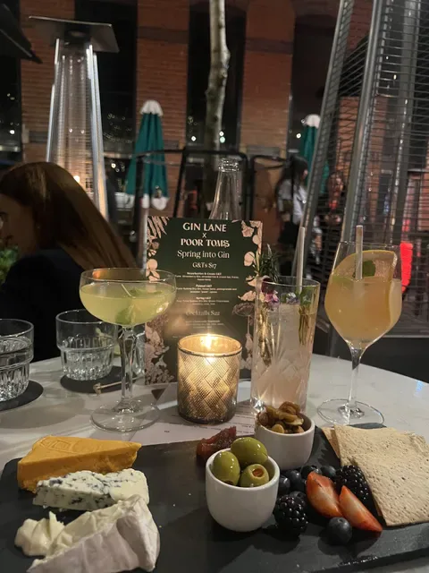 Gin Lane Sydney Cocktails & Dining