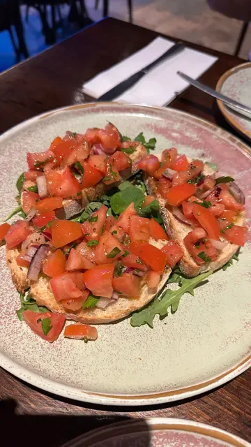 Gino's Kitchen & Cocktails: Darlinghurst