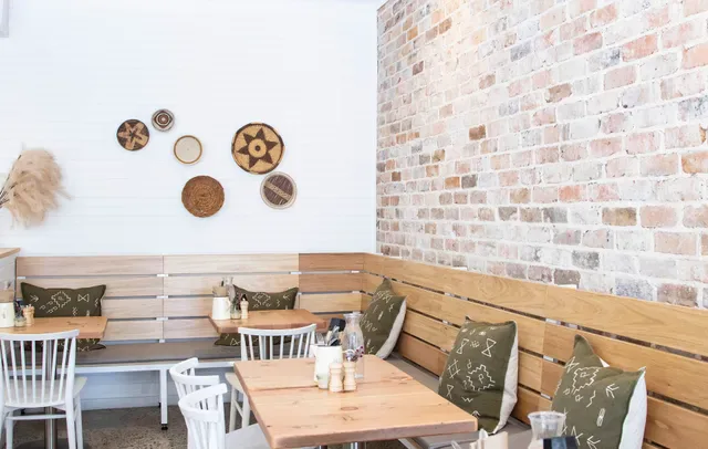Girdlers Café - Avalon