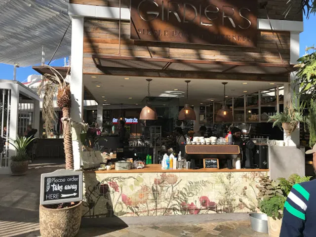 Girdlers Café - Warringah Mall