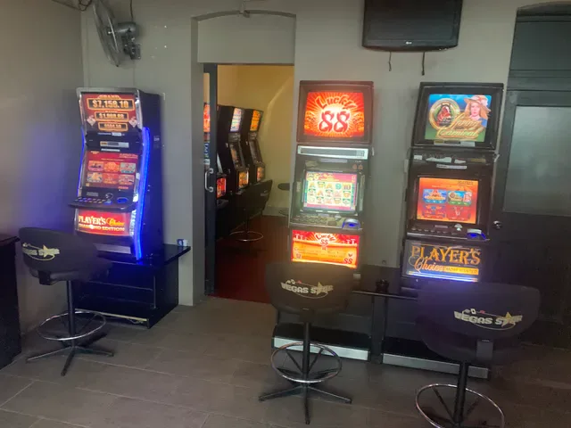 Glenroy Hotel
