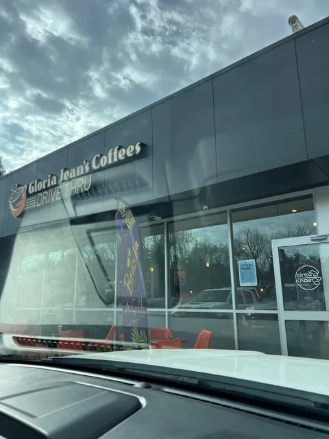 Gloria Jean's North Richmond Drive Thru