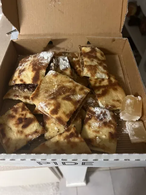 Golden Pide