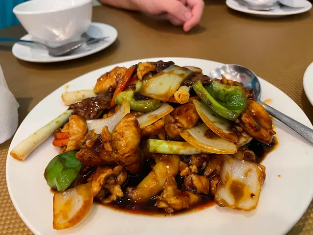 Golden Star 2001 Chinese Restaurant