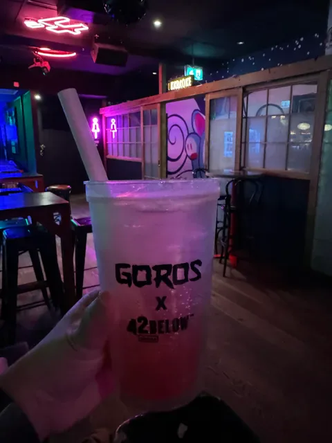 Goros