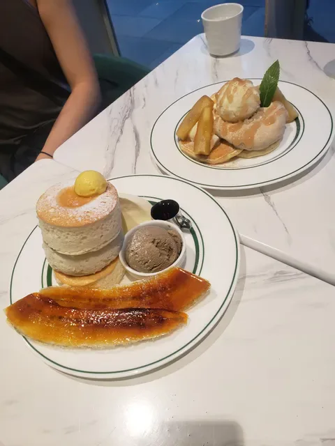 Gram Cafe & Pancakes Chatswood