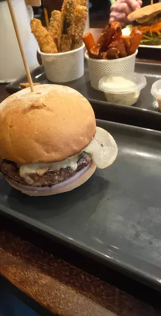 Grill'd Burgers - Crows Nest