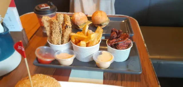 Grill'd Burgers - Macarthur Square