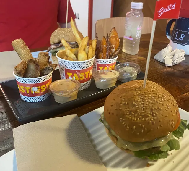 Grill'd Burgers - Westfield Sydney