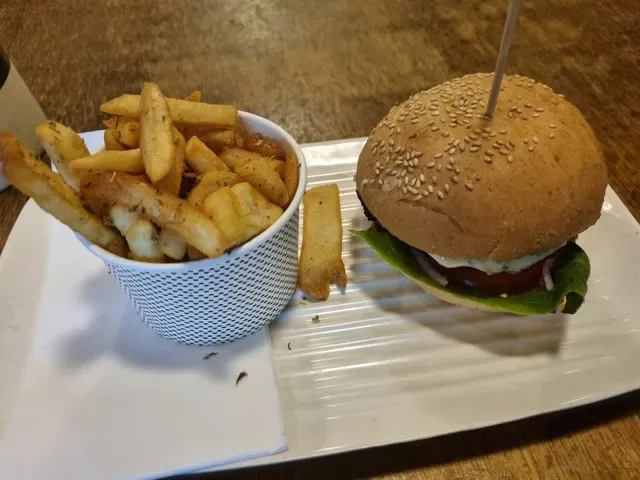 Grill'd World Square