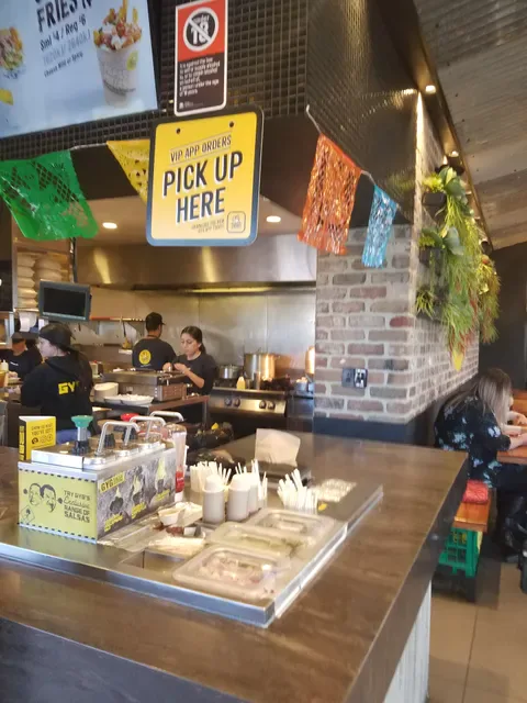 Guzman y Gomez - Wetherill Park