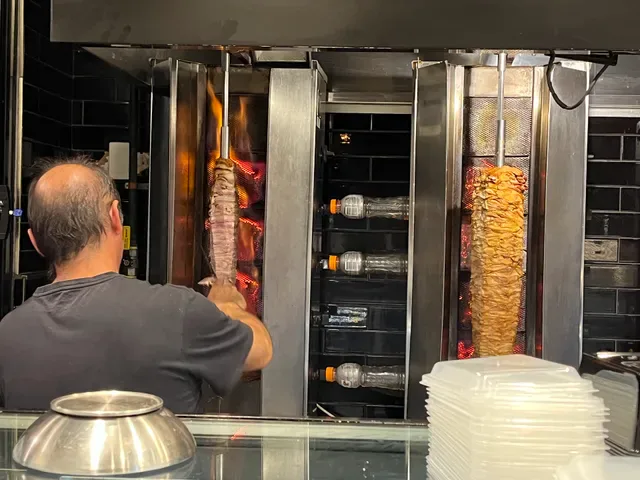 Gyradiko Kitchen