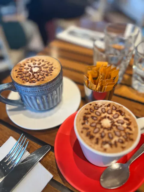 H2O Cafe Restaurant