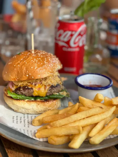 H2O Cafe Restaurant