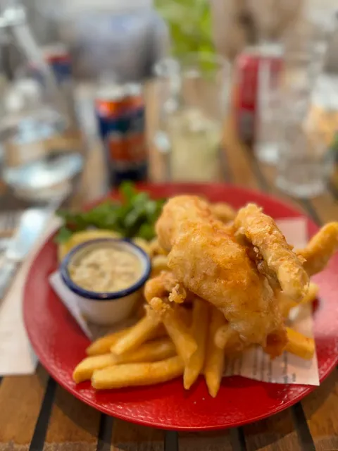 H2O Cafe Restaurant