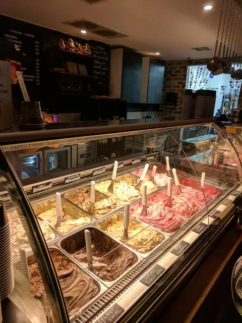 Hakiki Newtown