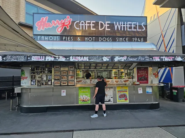 Harry's Café de Wheels - Penrith