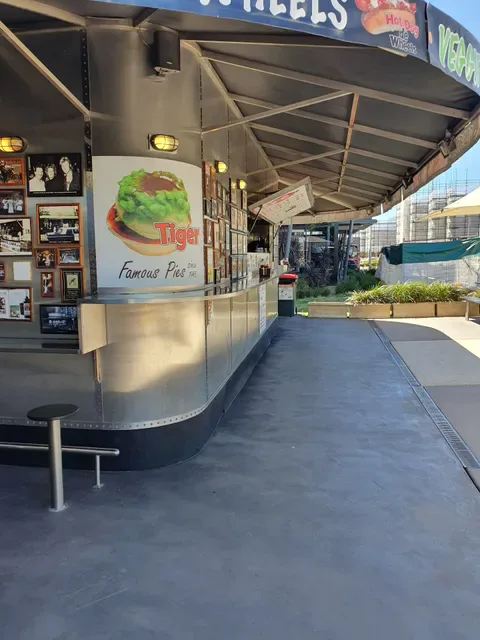 Harry's Café de Wheels - Penrith