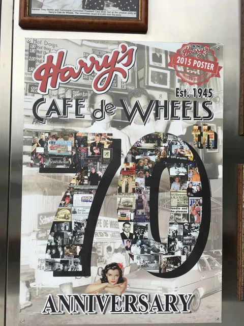 Harry's Café de Wheels - Woolloomooloo