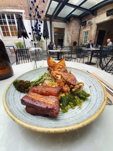 Henry Lee's Redfern