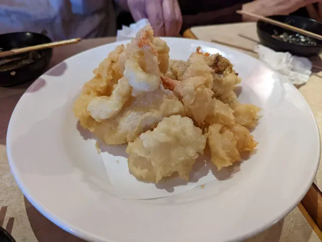 Hikaru Japanese Courtyard Restaurant