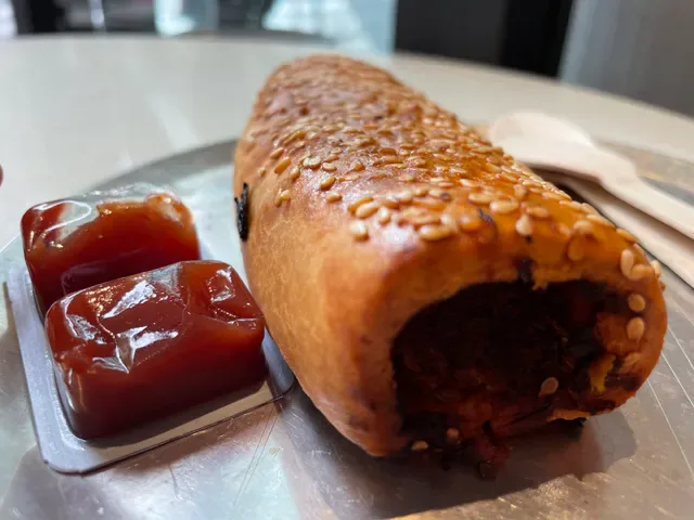Hills Cafe & Bakery