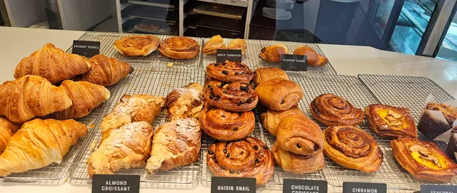 Hills Cafe & Bakery