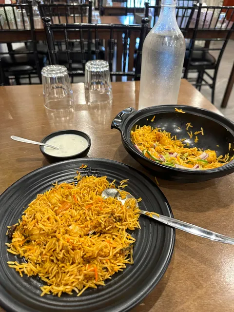 Himalaya Authentic Pakistani & Indian Restaurant