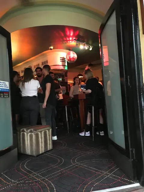 Hollywood Hotel